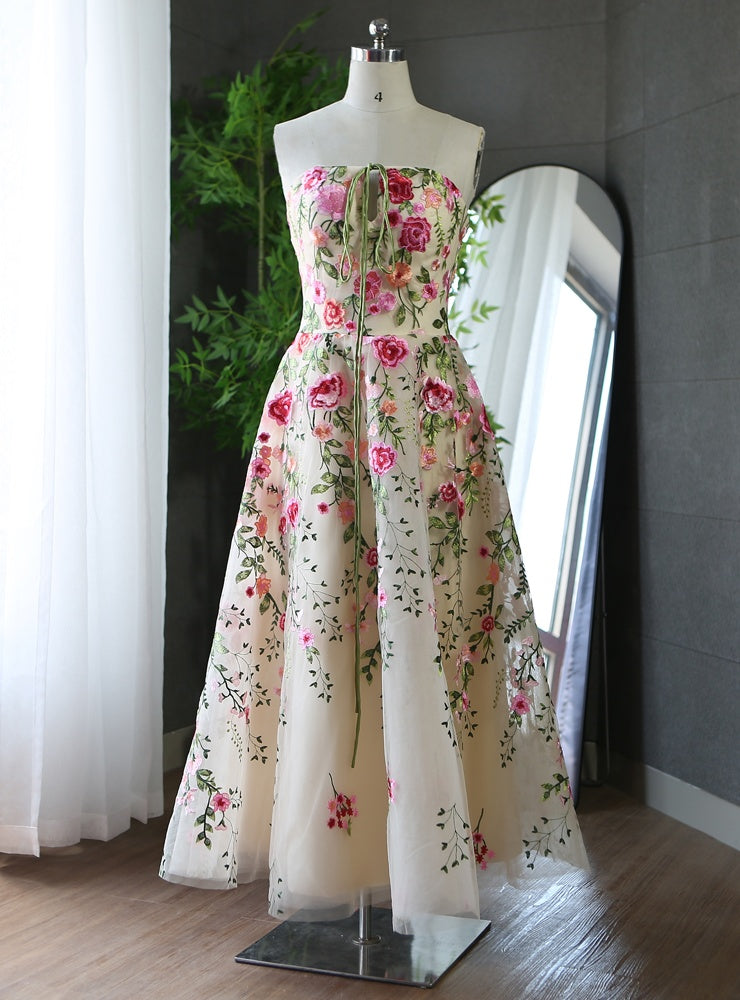 Champagne Tulle Strapless Embroidery Flower Prom Dress