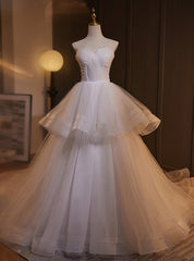 White Tulle Lace Strapless Pleats Wedding Dress