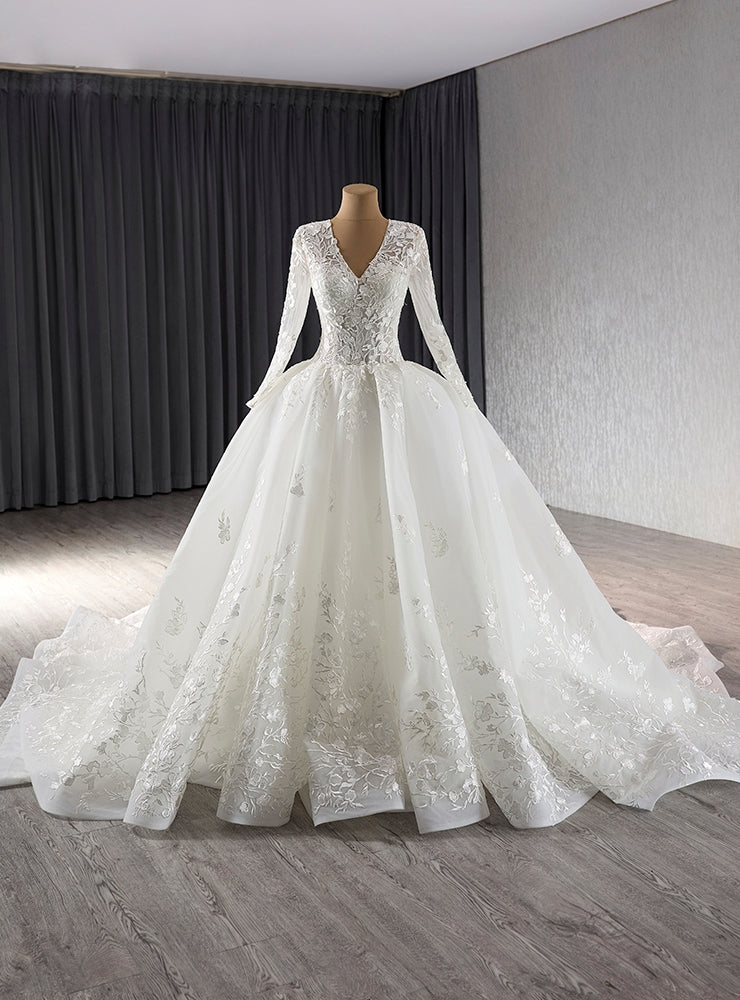 White Tulle V-neck Long Sleeve Lace Appliques Wedding Dress