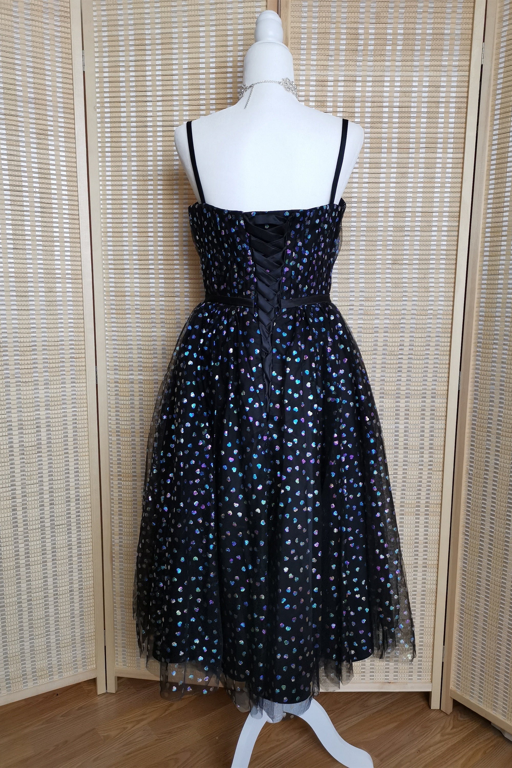 Black A-line Lace-Up Iridescent Prints Tulle Homecoming Dress