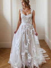 A-line/Princess Square Court Train Tulle Wedding Dress with Appliques Lace