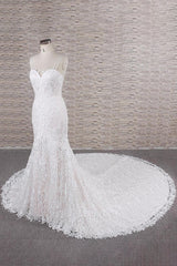 Chic Long Mermaid Sweetheart Spaghetti Strap Appliques Lace Wedding Dress