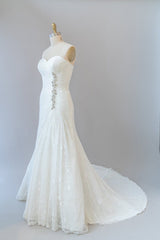 Chic Long Sheath Strapless Ruffle Lace Wedding Dress