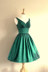 V Neck Green Short Handmade Charming Homecming Simple Homecoming Dresses