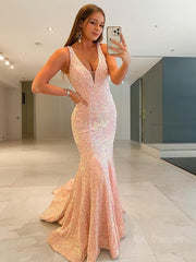 Sheath/Column V-neck Sweep Train Velvet Sequins Prom Dresses